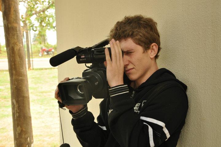 Ilustração lateral esquerda